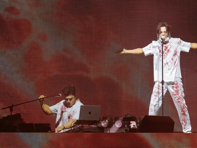 [Laporan Resmi] TIM H, yang dipimpin oleh Jang Keun Suk, bersenang-senang di pesta Halloween awal! Acara Jang Keun Suk akan diadakan pada bulan Desember.