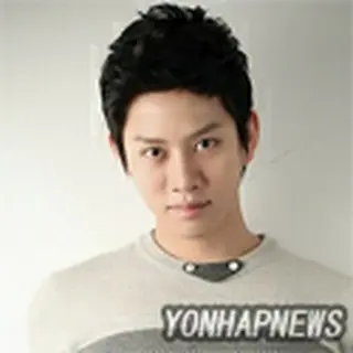 Hee Chul（SUPER JUNIOR）