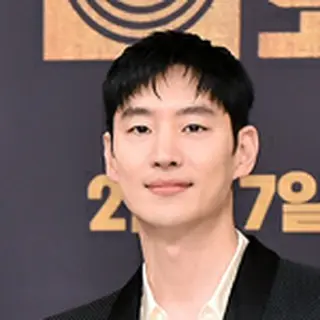Lee Je Hoon