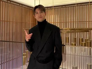 Changmin TVXQ menjadi "penggemar sukses"! ... Dia bahkan menghadiri pernikahan LG Hong Changi dan menyanyikan lagu pernikahan!